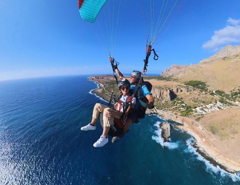Palermo: Paragliding Flight With Instructor/Video