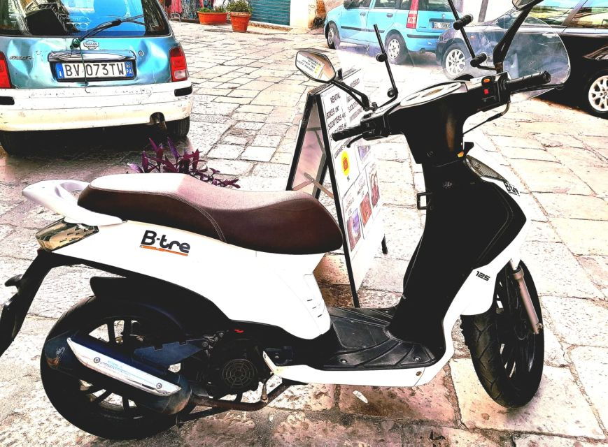 Palermo: Scooter Rental