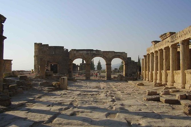 Pamukkale Hierapolis & Salda Lake 1 Day Private Tours