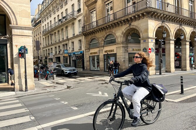 Paris Electric Bike Tour With Wine and Cheese Tasting