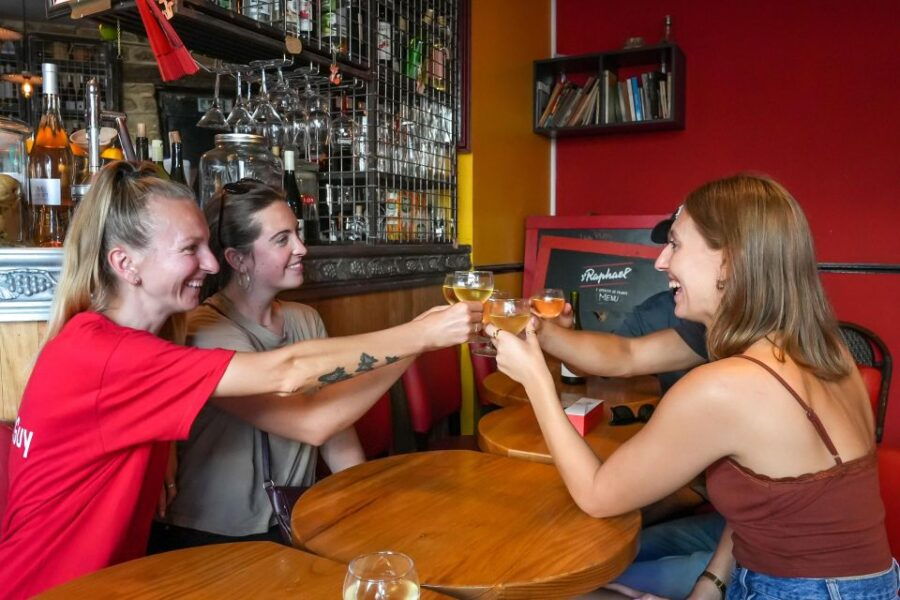 Paris: Montmartre Food and History Walking Tour - Tour Details