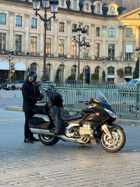 Paris: Private Airport Taxi Moto Service From Paris Le Bourget to Paris - Booking Process