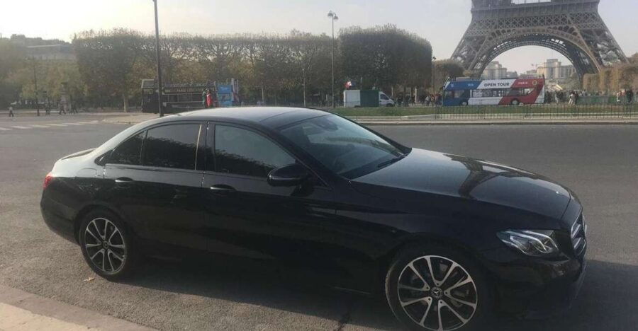 Paris: Private Transfer to or From Beauvais Airport - Accessibility and Group Type