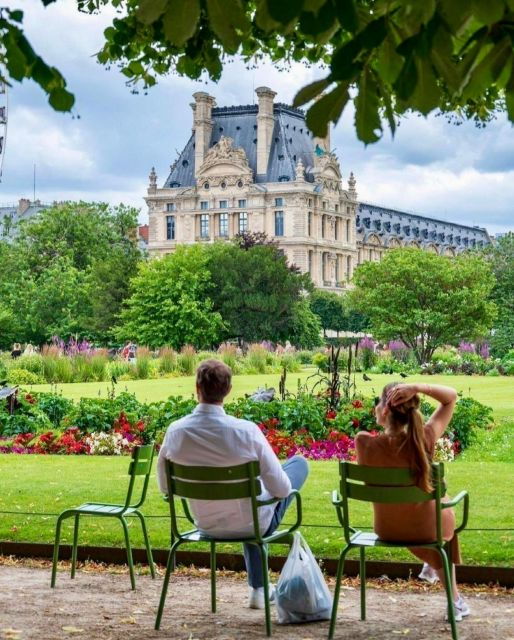 Paris Top Sights Half Day Walking Tour With a Fun Guide - Tour Experience