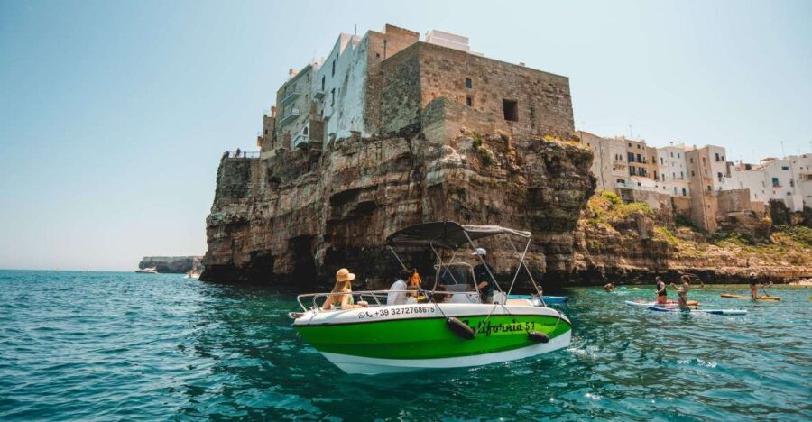 Polignano a Mare: Private Speedboat Cave Trip With Aperitif