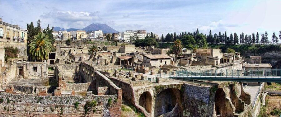 Pompeii and Herculaneum Private 6-Hour Tour From Naples