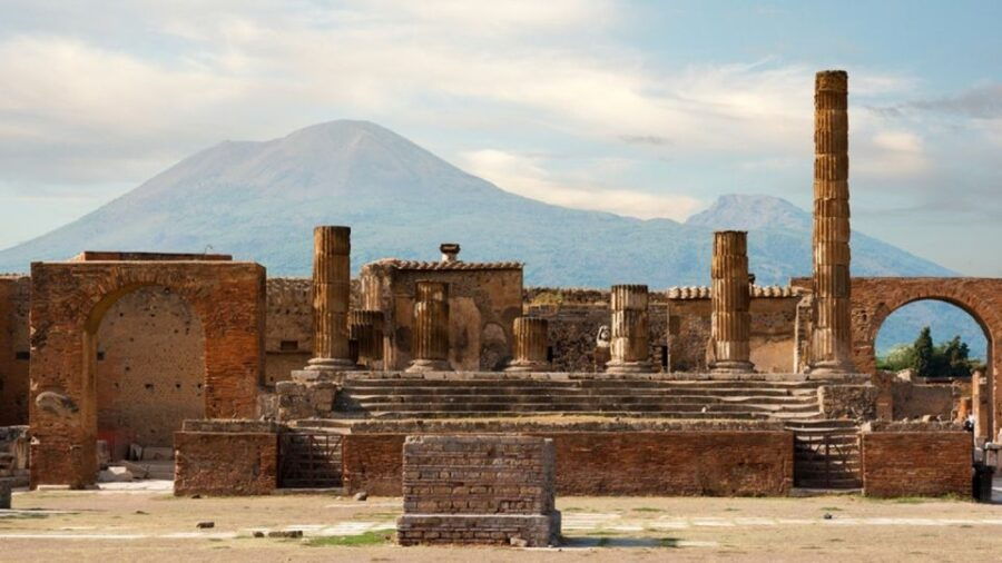 Pompeii Private Full-Day Tour From Rome - Good To Know