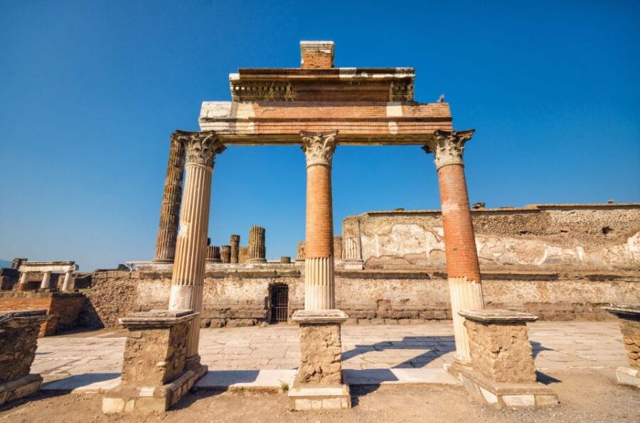Pompeii: Private Tour With an Archaeologist - Good To Know