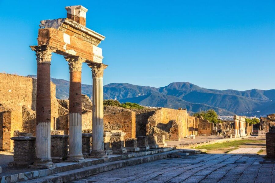 Pompeii Skip the Line Ticket+Transfer From C.Mare Di Stabia
