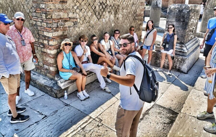 Pompeii VIP 3h Tour: Skip-The-Line With Your Archaeologist - Good To Know