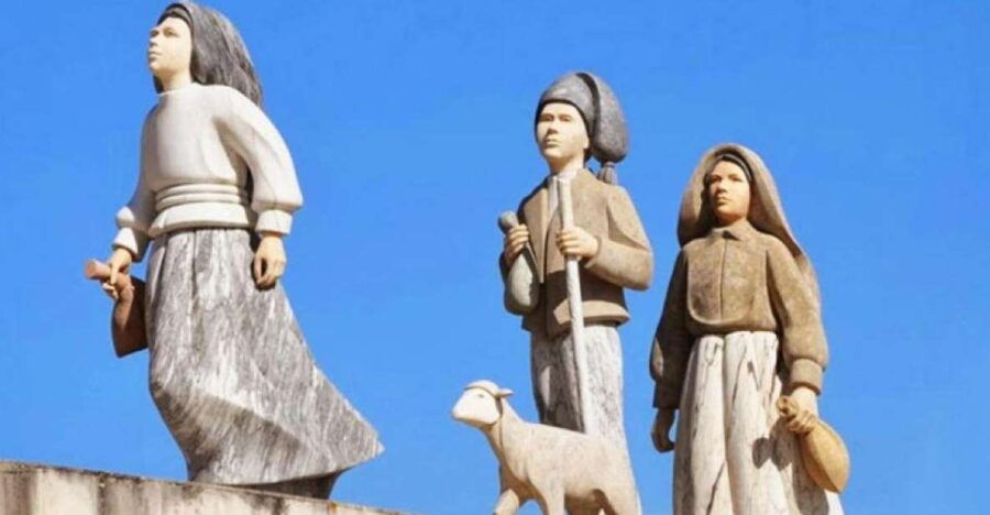 Porto: Fátima & Coimbra Private Tour - Booking Details