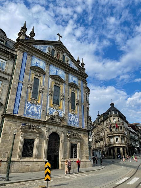 Porto Guided Walking Tour and Wine Tasting - Tour Pricing and Duration