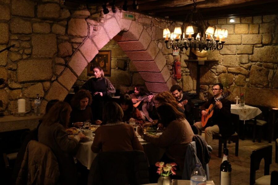 Porto Moonlight Walk & Fado Dinner - Description