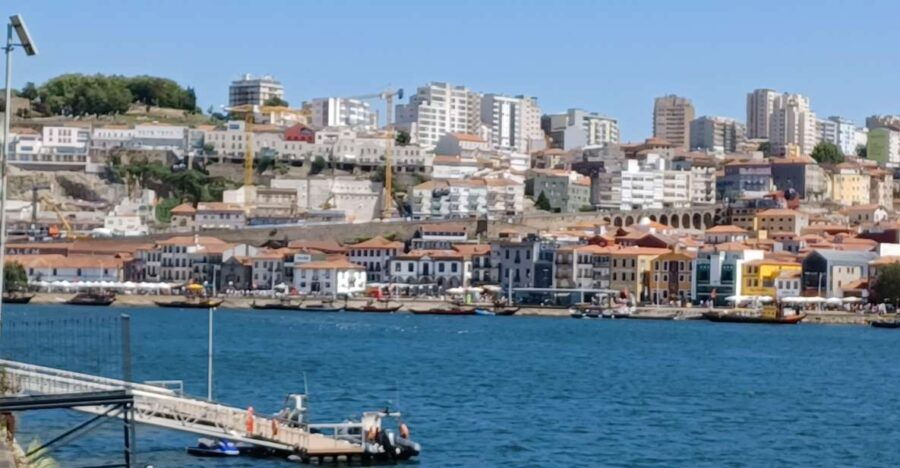 Porto: Transfer From Lisbon Stop Fatima & Coimbra