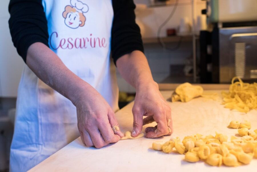 Positano: Pasta and Tiramisu Cooking Class With Wine