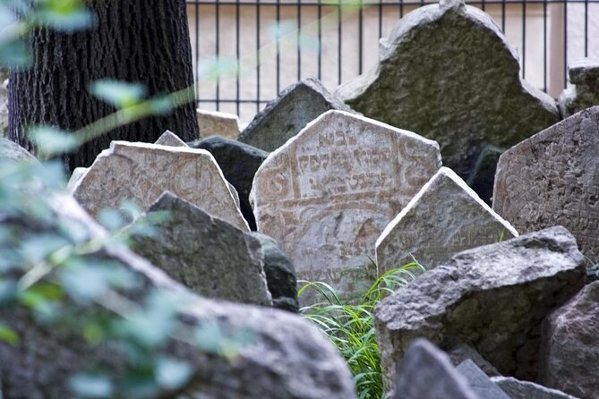 Prague Jewish Town Admission Ticket & Optional Audio Guide - Good To Know