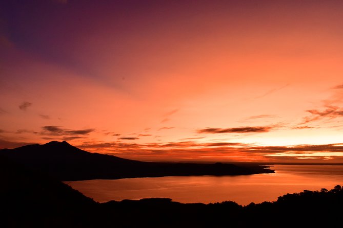 Premium Half Day Shared Tour Sunset at Osorno Volcano