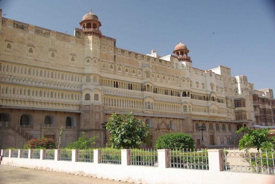 Private 9 Days Rajasthan Tour From Jaipur - Available Languages and Pickup