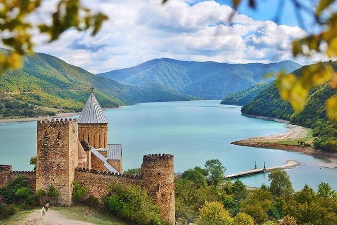 Private Day Tour in Kazbegi (Stepantsminda) - Good To Know