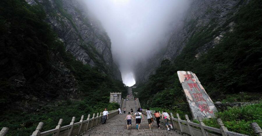 Private Day Tour to Tianmen Mountain & Sky Walk&Glass Bridge - Good To Know