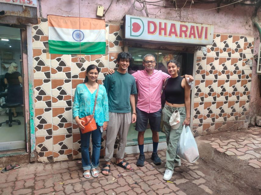 Private Dharavi Slum Tour Including Car Transfer