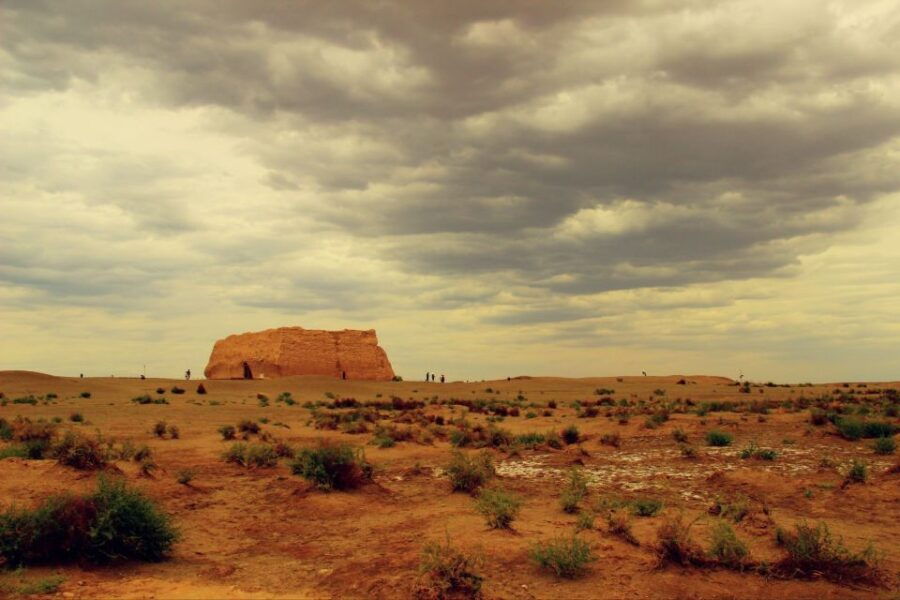 Private Dunhuang Tour to Jade Gate Pass and Ghost City