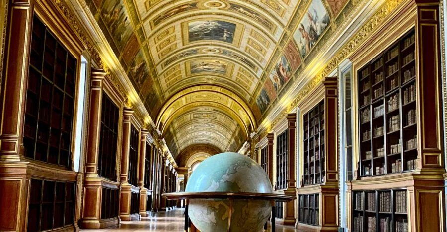 Private Fontainebleau, Versailles, Trianon From Paris - Tour Details