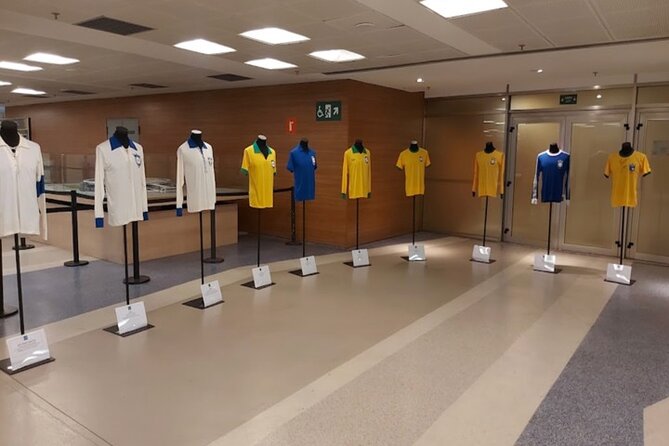 Private Football Tour of Maracanã and São Januário Stadiums With Hotel Pick-Up