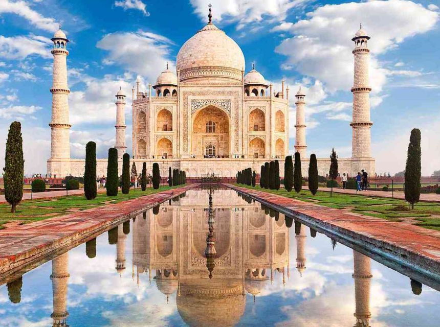 Private Full Day Taj Mahal and Agra City Tour