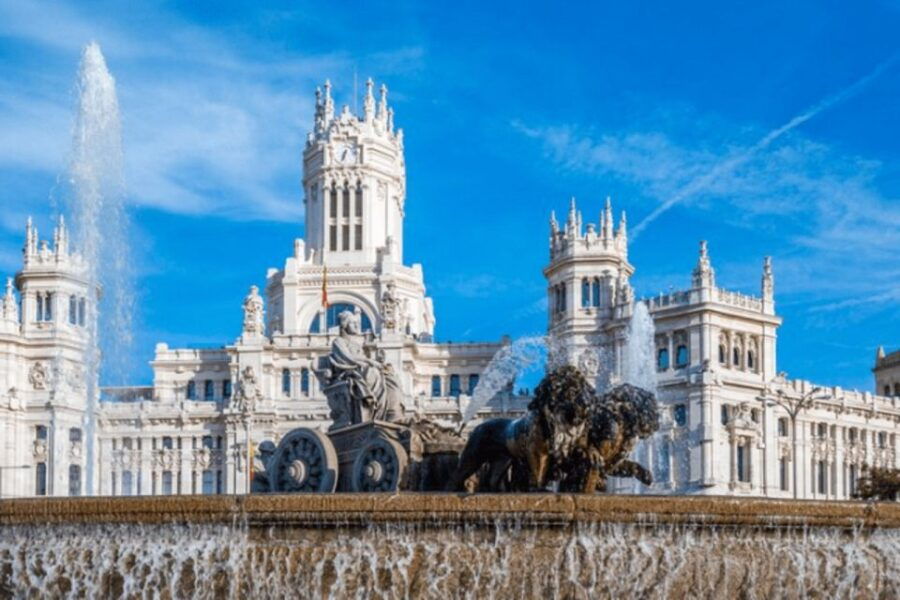 Private Guided Walking Tour in Madrid - Good To Know
