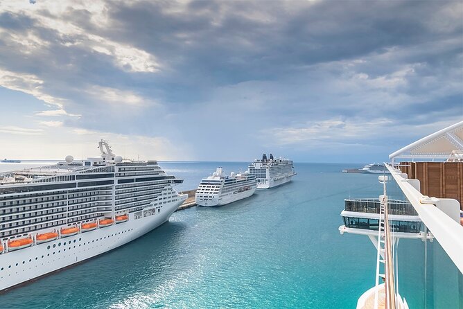 Private LUX Transfer From CIVITAVECCHIA Port to Rome or FCO