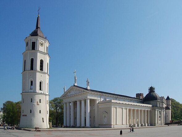 Private Photoshoot Tour in Vilnius