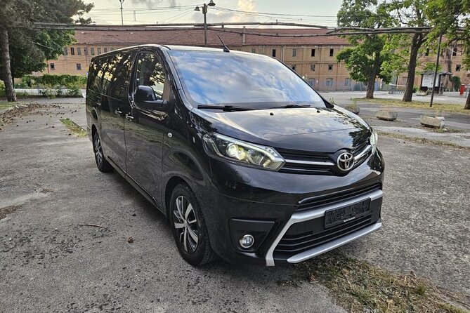 Private Roundtrip Transfer To or From Zagreb Airport