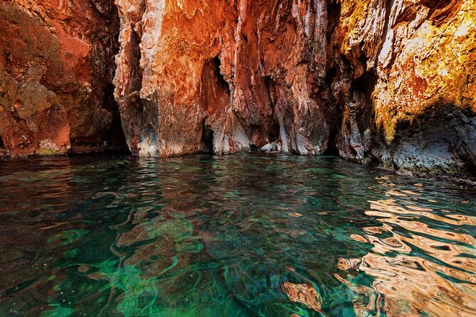 Private Speed Boat Tour of Hvar South Shore & Pakleni Islands