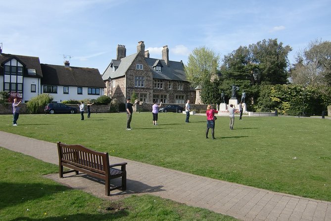 Private Tour: Doctor Who TV Locations and Tour of Cardiff From London - Good To Know