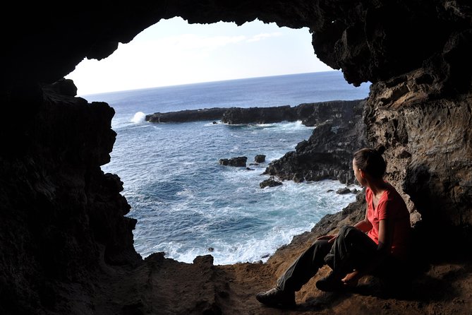 Private Tour: Easter Island Caves