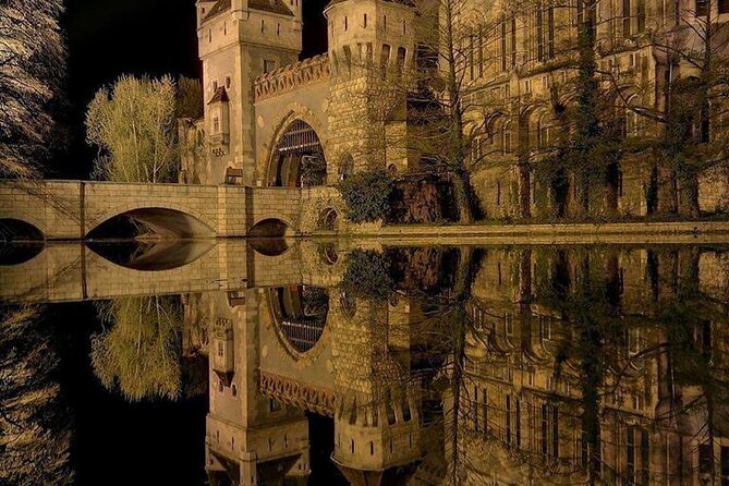 Private Tour to Buda Castle District and Budapest Center - Tour Details