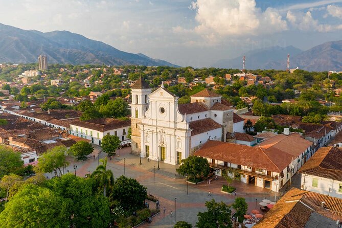 Private Tour to Santa Fe De Antioquia With ATVs and Fruits