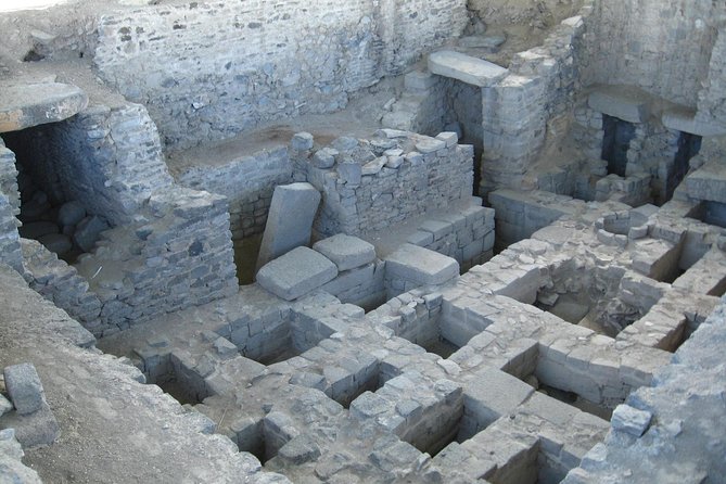 Private Tour to Wari and Quinua
