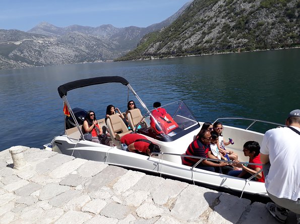 Private Tour With Speed Boat – Perast and Lady of the Rock