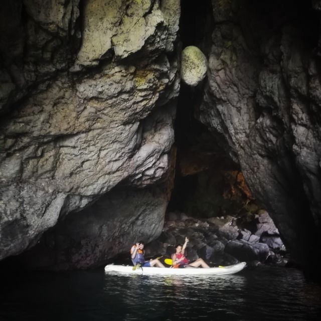 Raposeira: Guided Kayak Tour and Praia Da Ingrina Caves