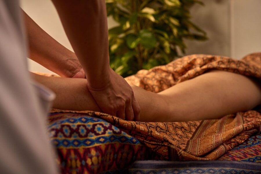 Relaxing Oil Massage