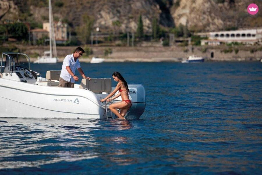 Rental Motorboat Allegra All21open on the Amalfi Coast