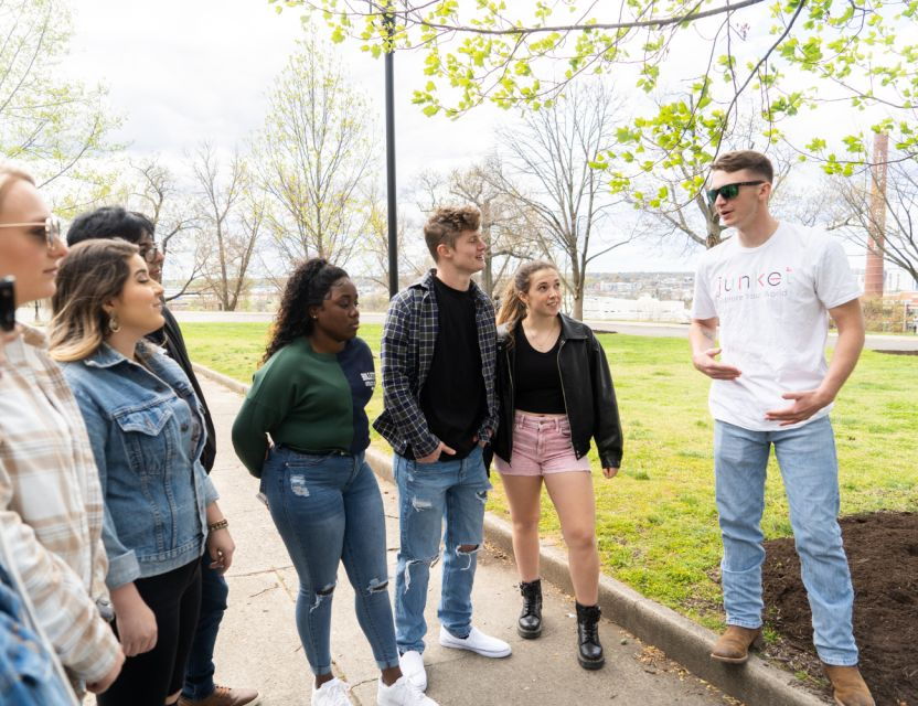 7 Best Walking Tours In Richmond Virginia