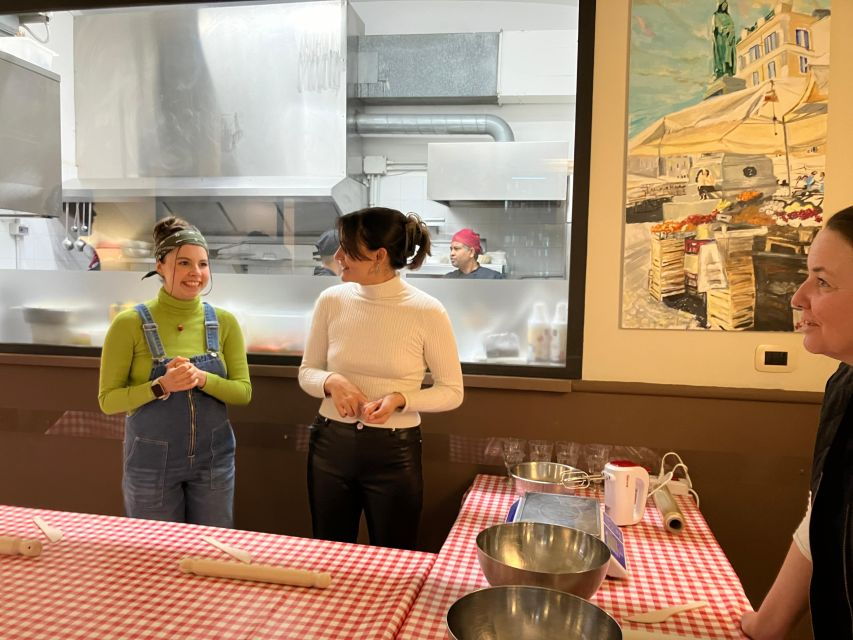 Rome: Cooking Class of Fresh Pasta and Tiramisu Cake