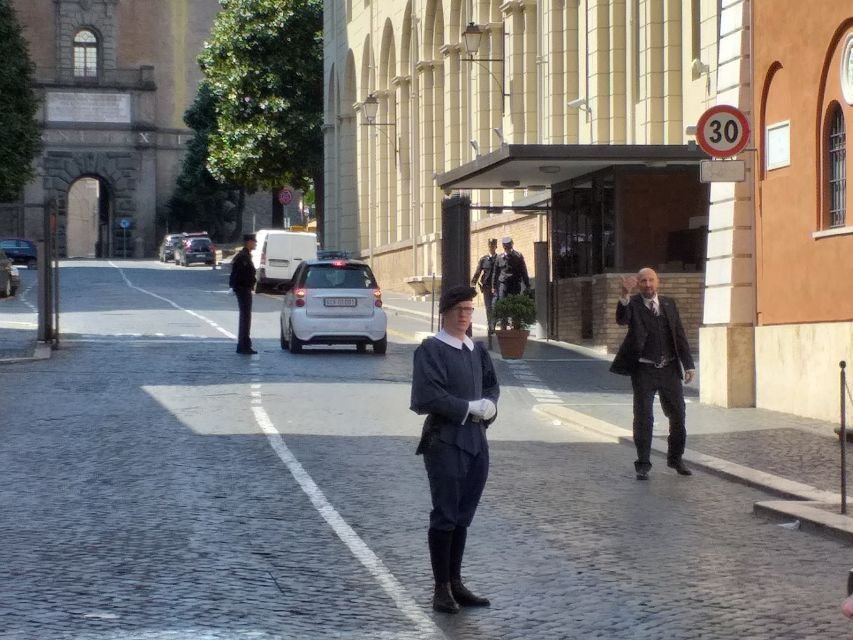 Rome: Early Morning Small-Group Vatican Tour With Pickup - Pricing and Duration