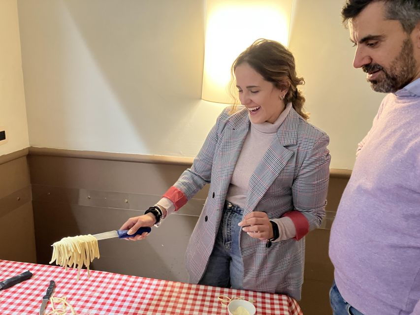 Rome: Handmade Pasta Cacio E Pepe and Tiramisu Cooking Class