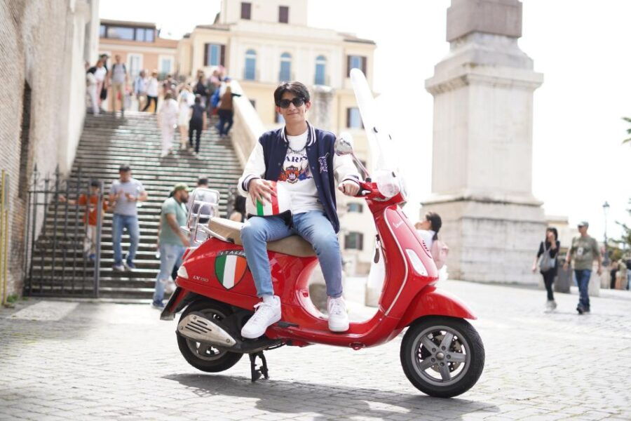 Rome: Photo Tour by Vespa Scooter
