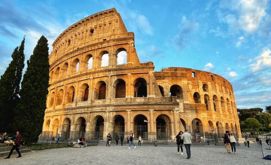 Rome: Private Colosseum, Roman Forum, and Palatine Hill Tour - Tour Experience