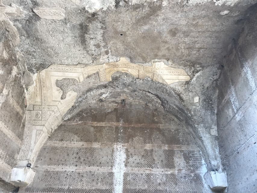 Rome: Private Tour of Hadrians Villa With Archaeologist - Good To Know